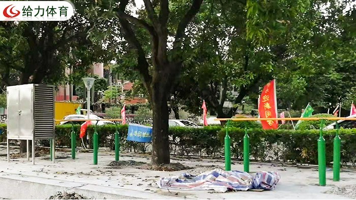 户外健身器材