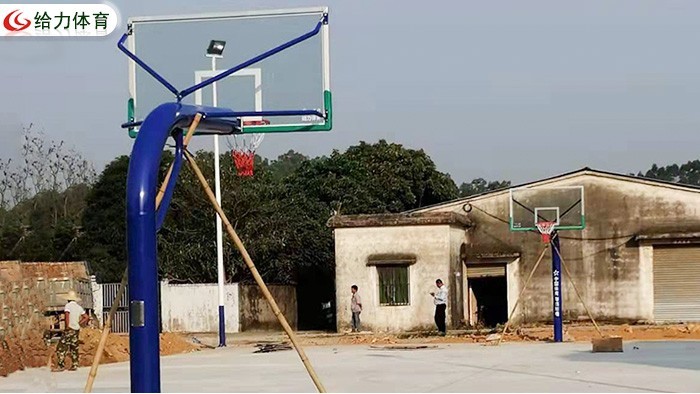 固定篮球架