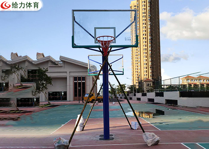 篮球架